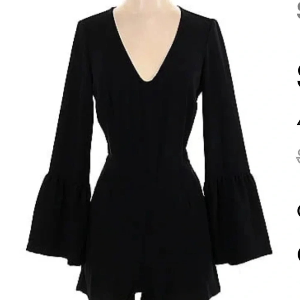 Massimo Fabbro Italy Women’s One Piece Short Set Romper Black Bell Sleev…